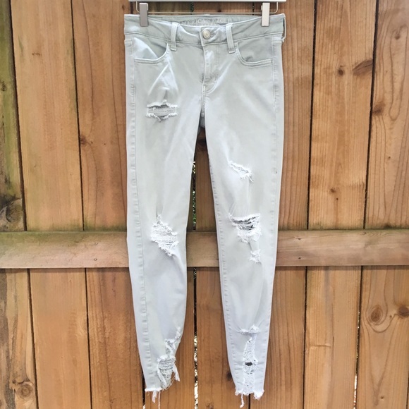 American Eagle Outfitters Denim - AEO Super Soft Stretch Distressed Grey Jegging EUC